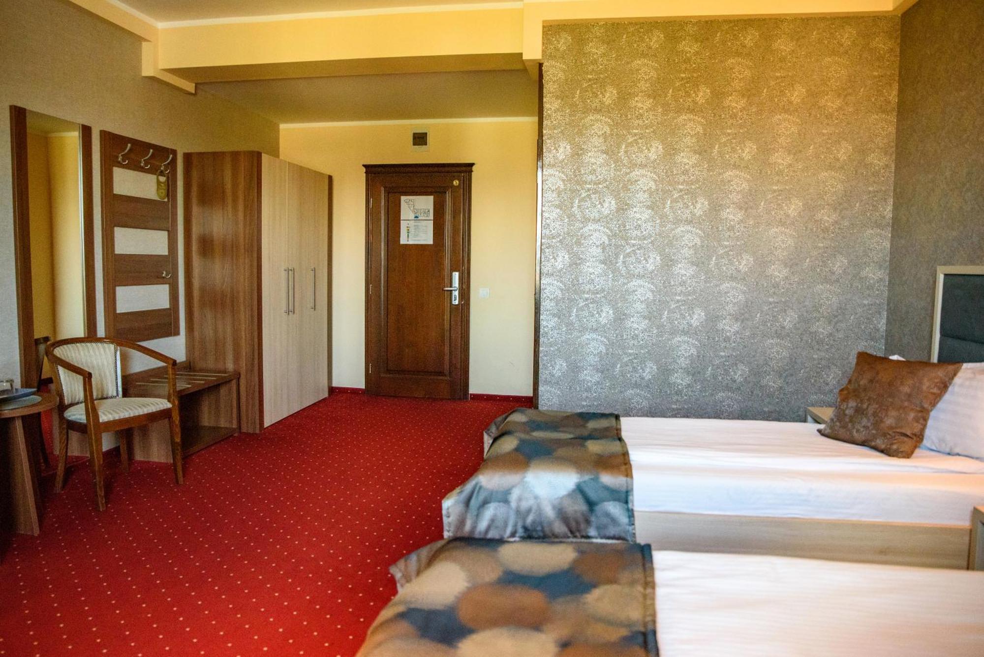 Hotel Stefani Sibiu Luaran gambar
